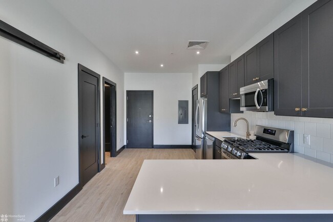 Foto del edificio - One bedroom apartment available at Waterma...