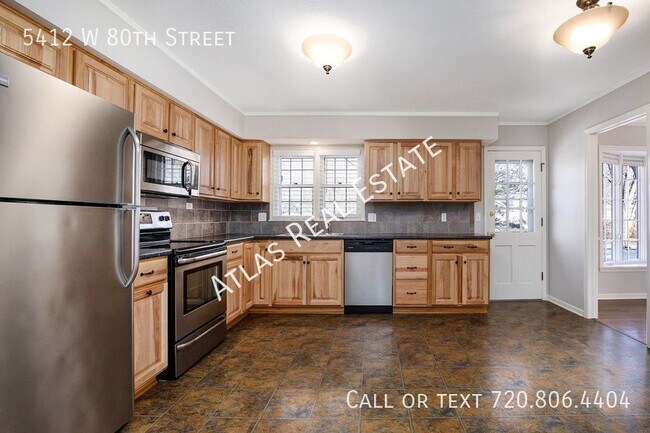 Building Photo - Classic charm 3 bed/ 2 bath home in Prairi...