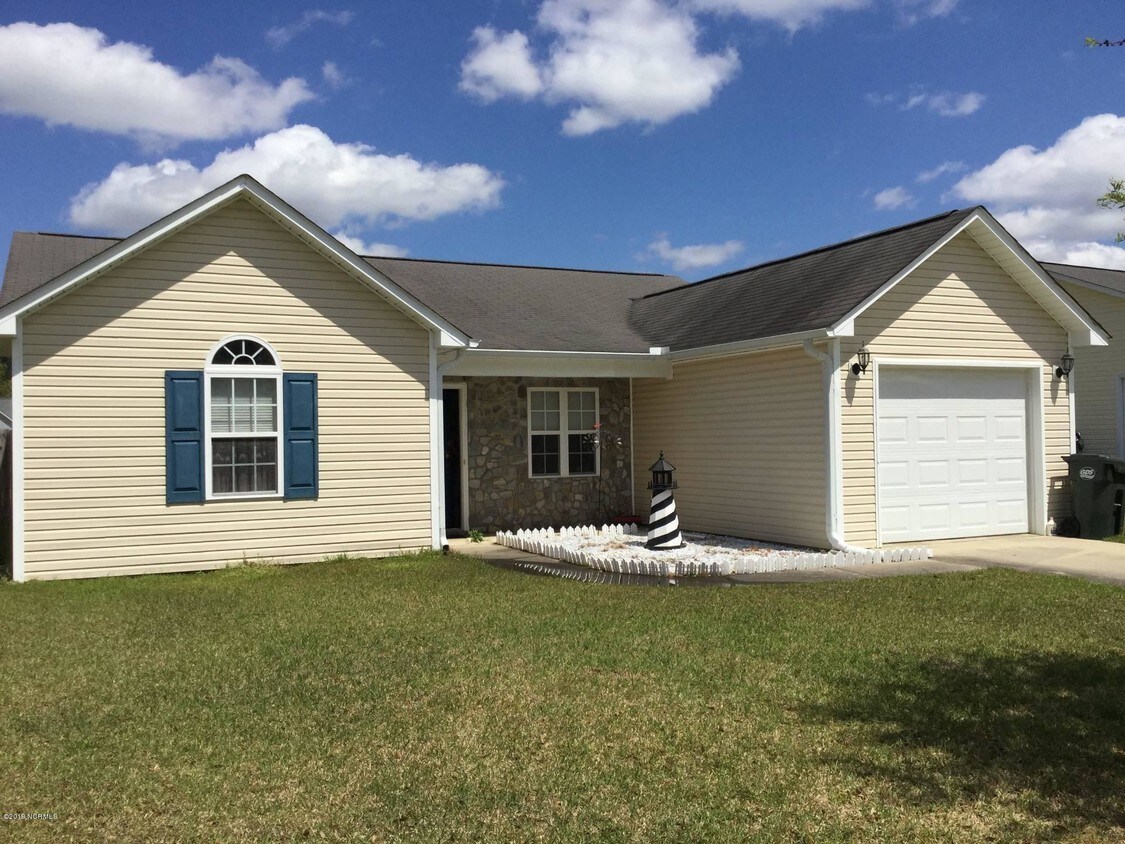 205 Fairmount Way, New Bern, NC 28562 House for Rent in New Bern, NC