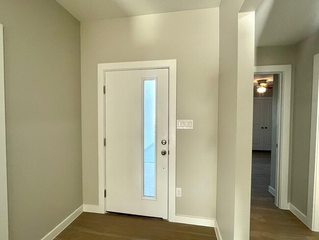 Building Photo - 1412 El CAPORAL DR.