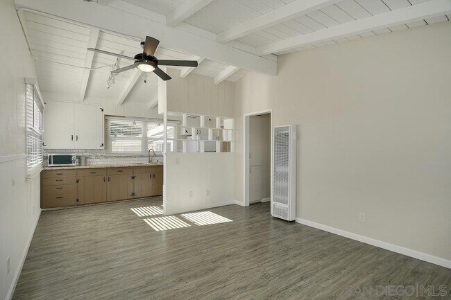 Foto del edificio - 5220 Cass St