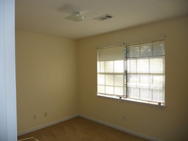 Foto del edificio - Home For Rent