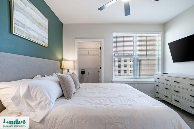 Foto del edificio - 1270 Hillcrest Dr