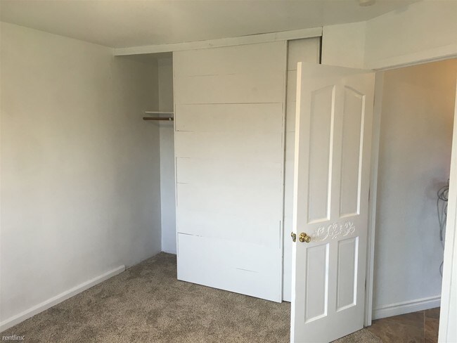 Building Photo - 4401 Reka Dr