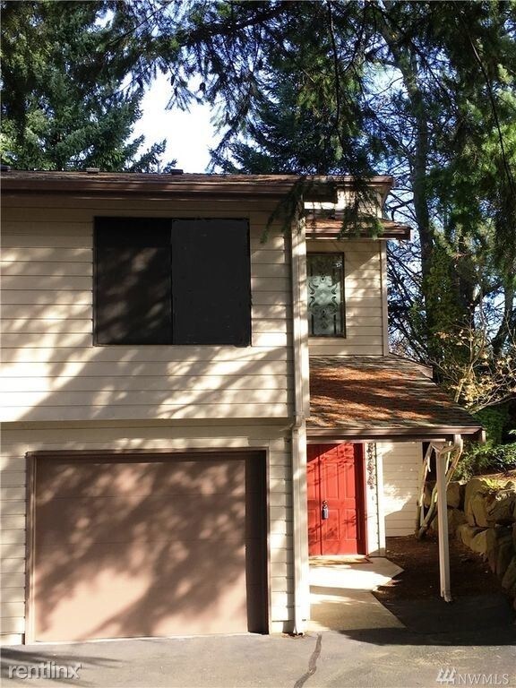 Building Photo - 2 br, 2 bath Townhome - 15100 SUNWOOD BLVD