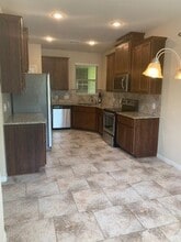 Building Photo - 3411 Country Club Blvd