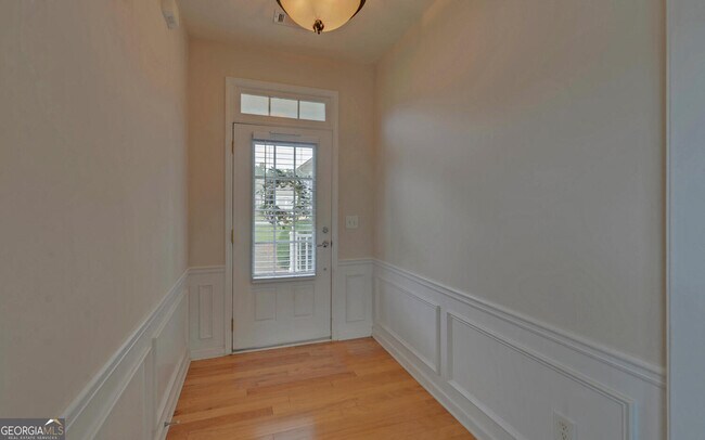 Foto del edificio - 6218 Azalea Way