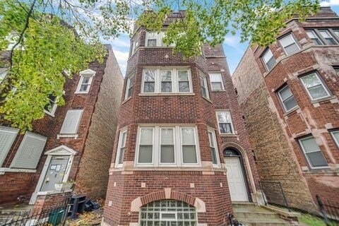 Primary Photo - 8020 S Maryland Ave