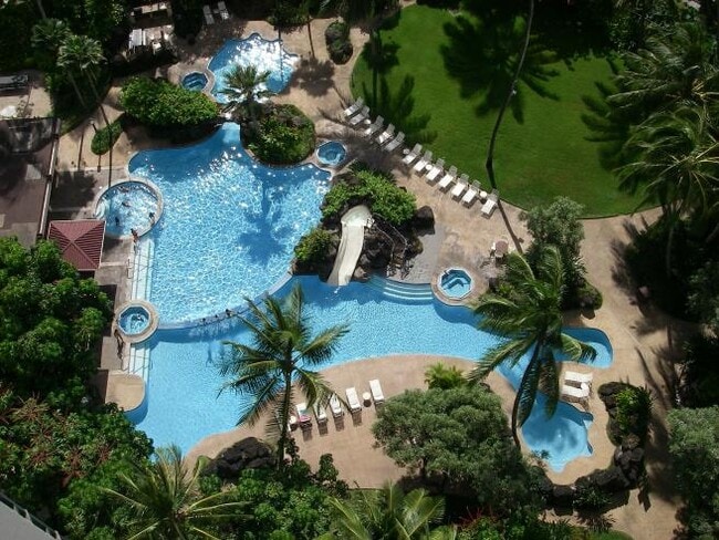 Área de piscina 1 - 521 Hahaione St