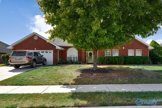 Building Photo - 146 Antique Rose Dr