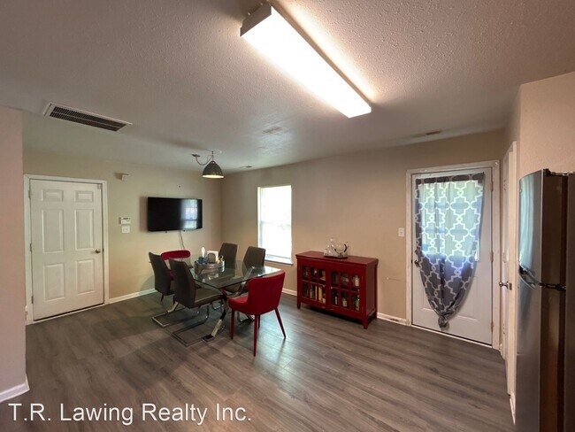 Building Photo - 3 br, 2.5 bath House - 5210 Biederbeck Drive