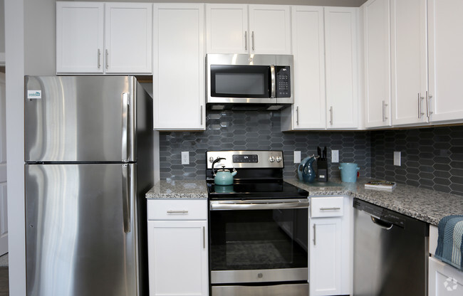 Kitchen - The Beacon at Gateway Apartments