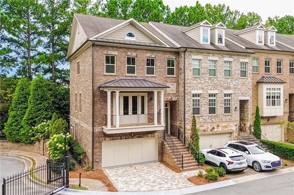 Foto principal - 845 Canterbury Rd NE
