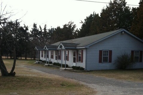 Front - 146 Scott St