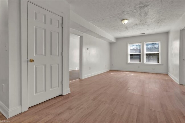 Building Photo - 317 E 156th St