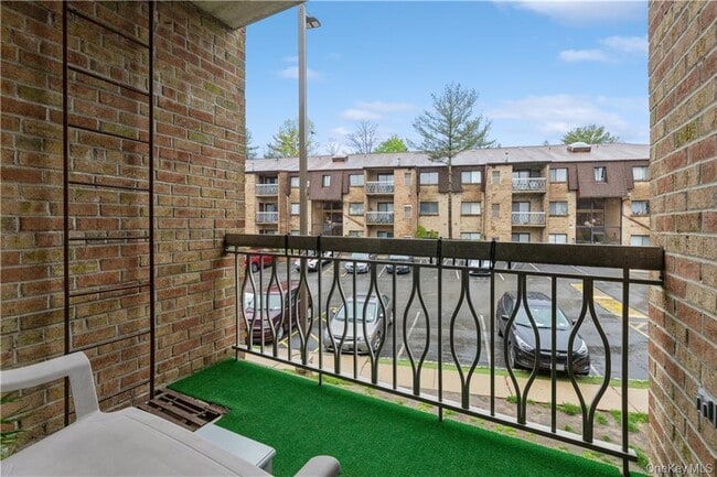 Building Photo - 429 Kennedy Dr