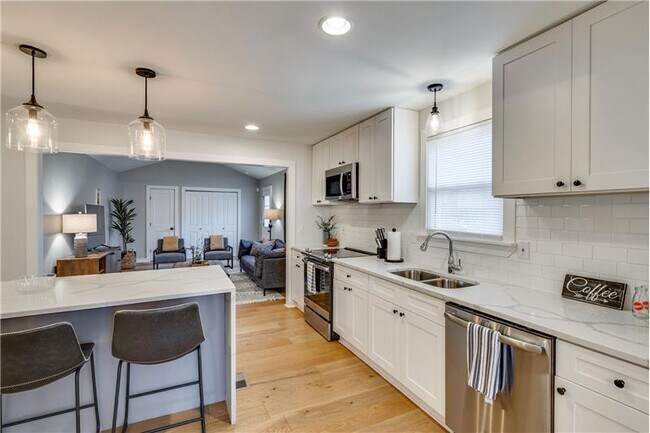 Foto del edificio - 1713 26th Ave N