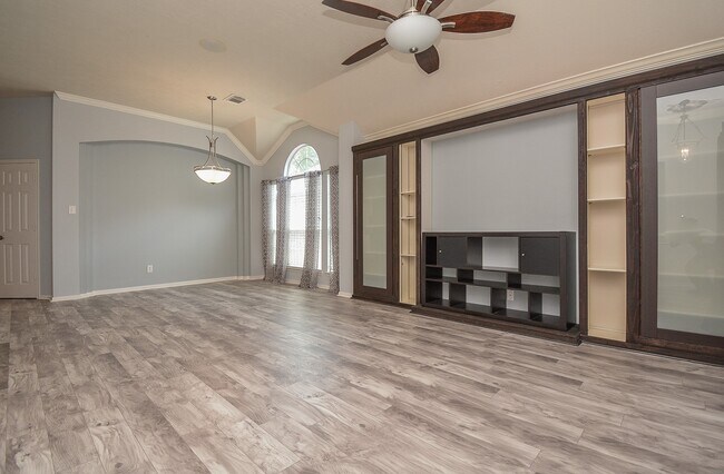 Foto del edificio - 4006 Dell Ln