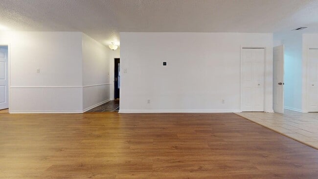 Foto del edificio - 1604 SE Jarman Ave
