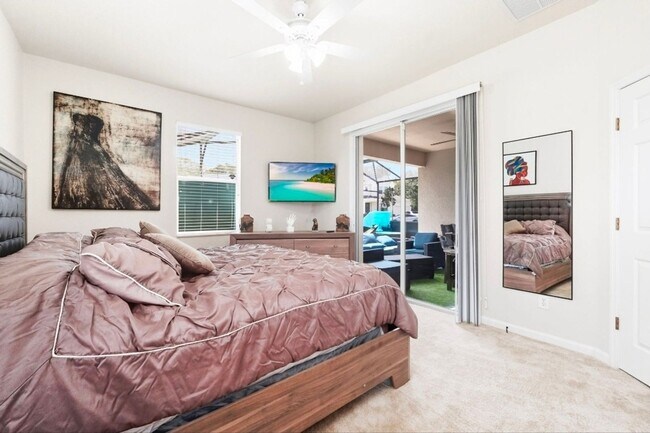 Foto del edificio - 4980 Castle St W