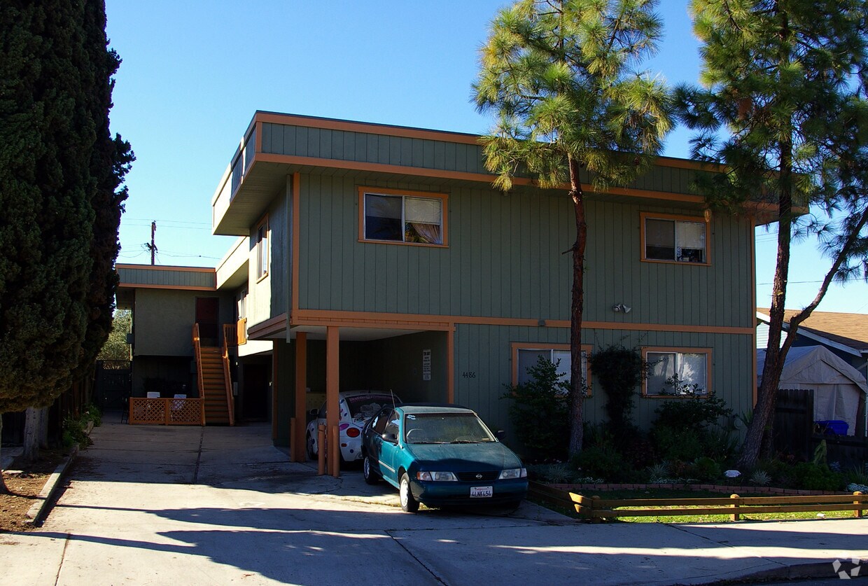 Foto del edificio - 4486 N 39th St