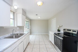 Building Photo - 12654 Monarch Rd