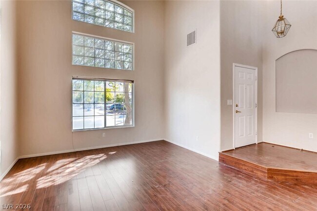 Foto del edificio - 3121 Morning Whisper Dr