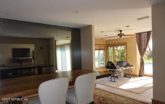 Building Photo - 2026 Cherokee Dr