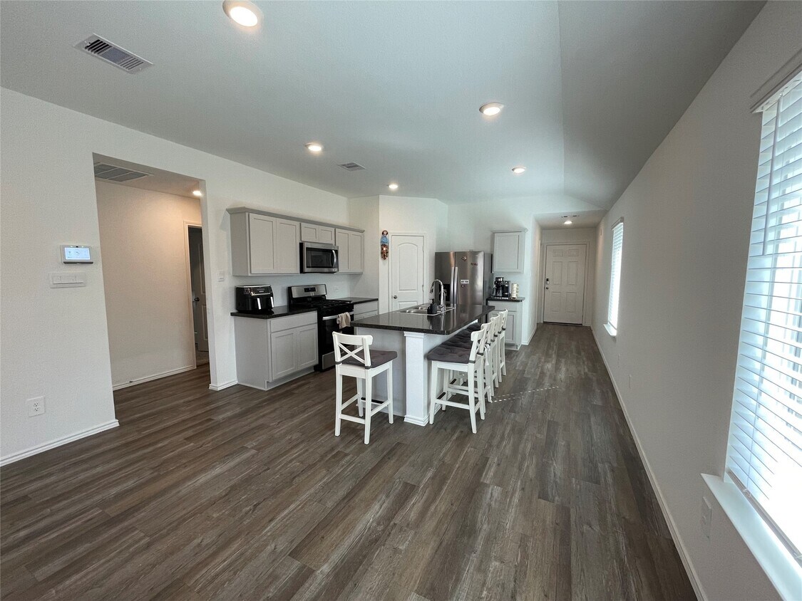 Foto principal - 23811 Desert Brush Ct