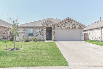 Building Photo - 21540 Rustic Elm Dr