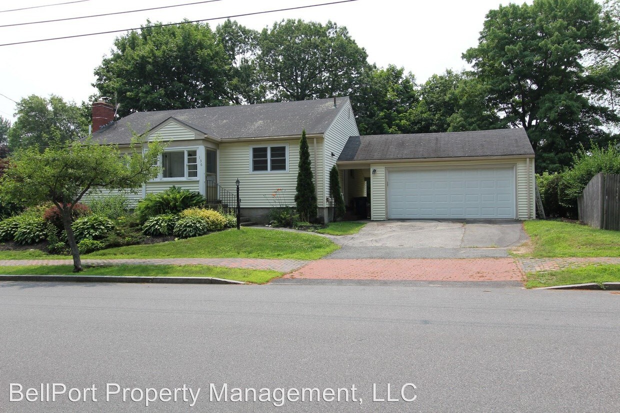 Primary Photo - 3 br, 1 bath House - 136 Prospect Street
