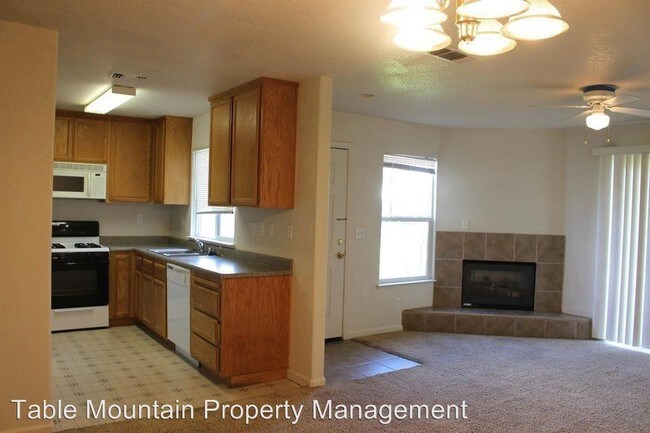 Building Photo - 2110 Fogg Ave