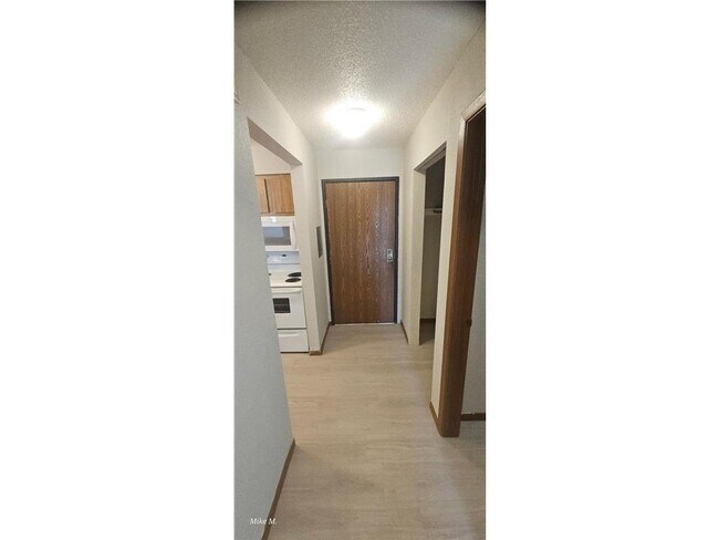 Foto del edificio - 16 Green River Rd