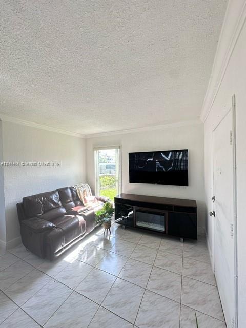 Building Photo - 3901 SW 78th Ct