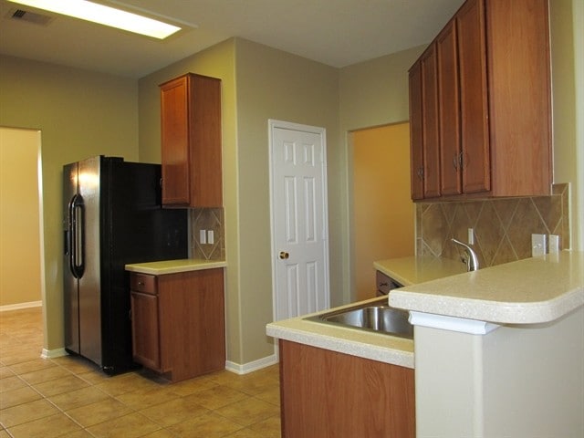 Building Photo - 2423 Lofty Falls Ct