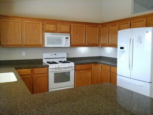 Building Photo - 1475 Donita Dr