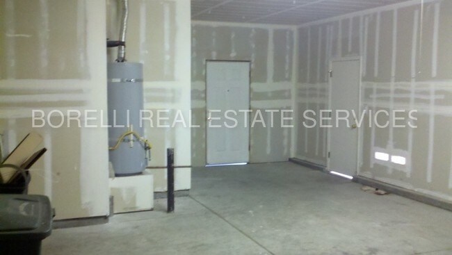 Building Photo - 245 Branco Ave