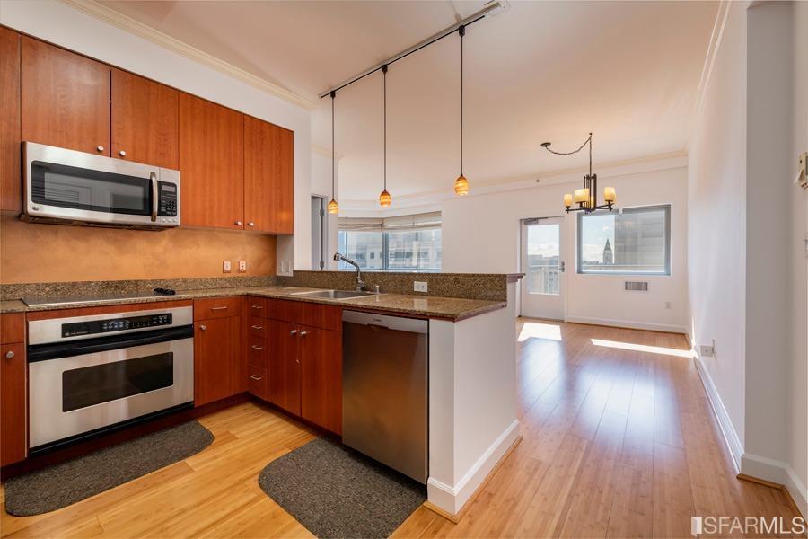Primary Photo - 246 2nd St