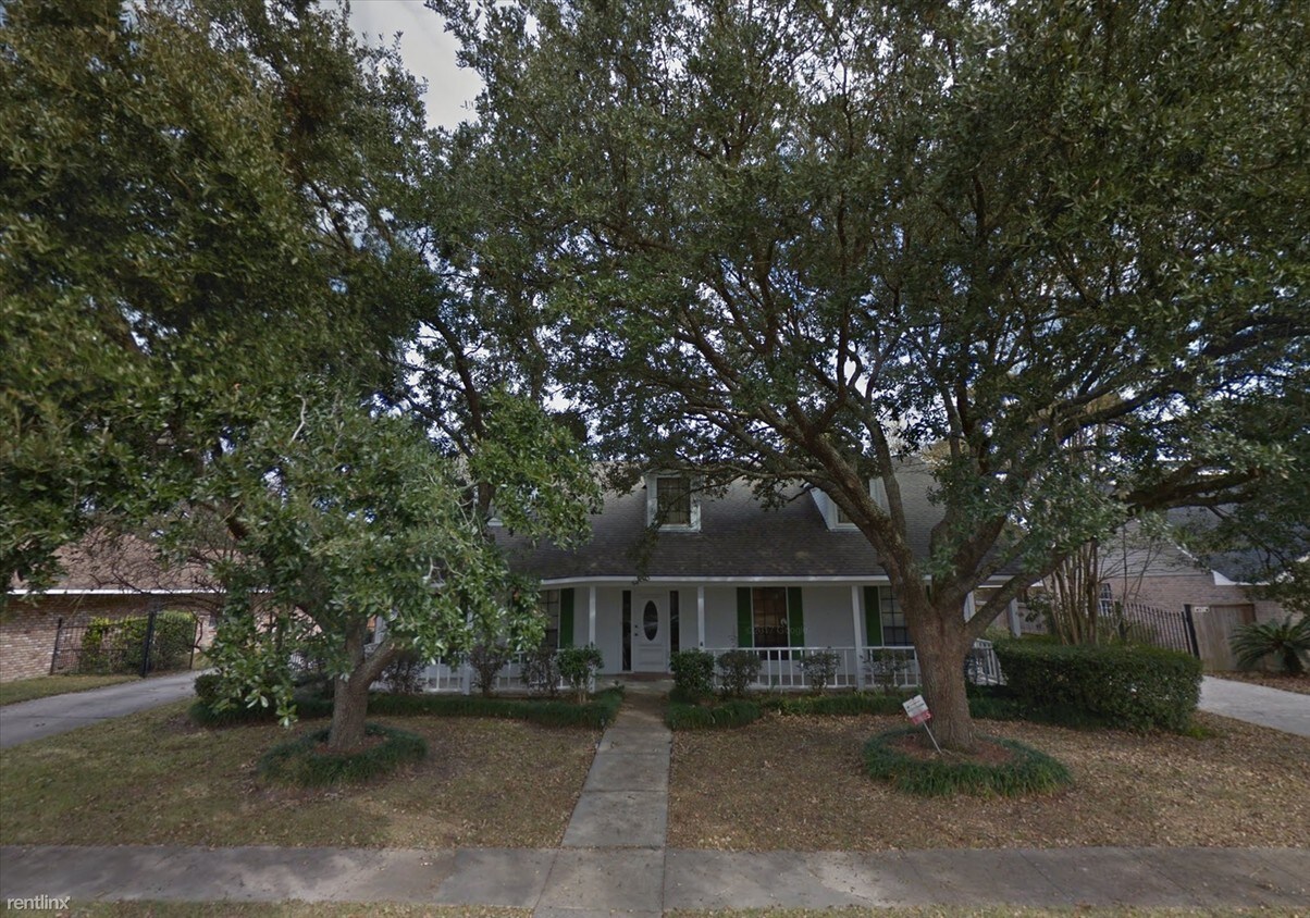 Primary Photo - 13815 House of Lancaster Dr