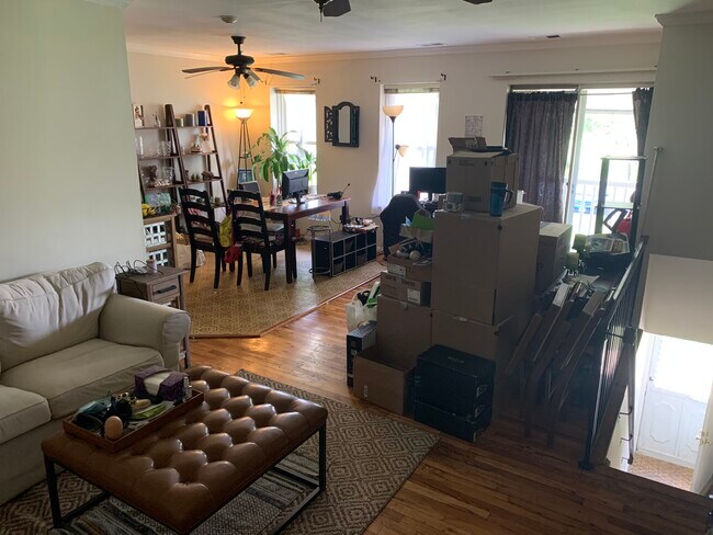 Living, dining room - 67 Artist Lake Dr