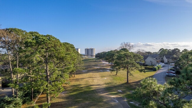 Building Photo - 293 Sunset Bay
