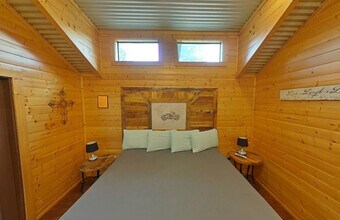 Building Photo - 299 Willow Springs Dr