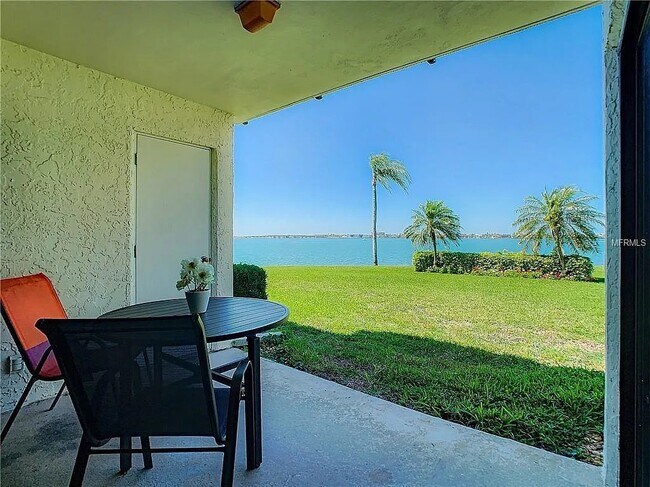 Building Photo - 6287 Bahia del Mar Cir