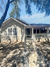 Building Photo - 317 Strawn