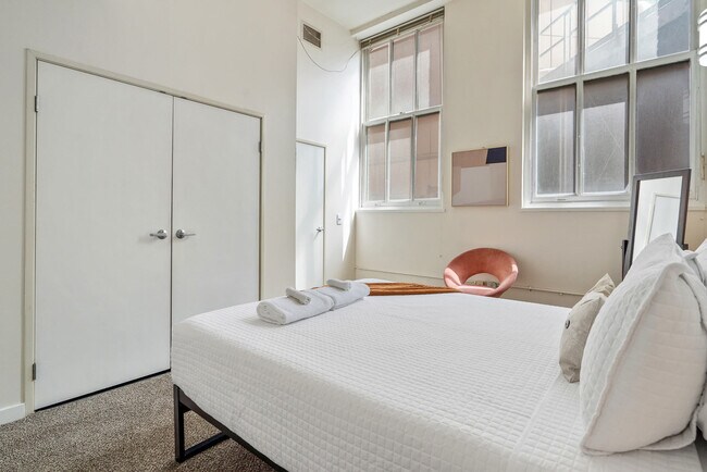 Foto del edificio - 125 W Market St