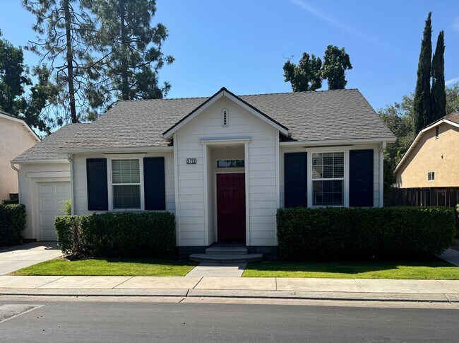 Foto del edificio - Single Family Home