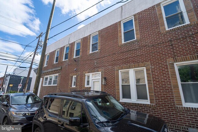 Building Photo - 2410 Wharton St