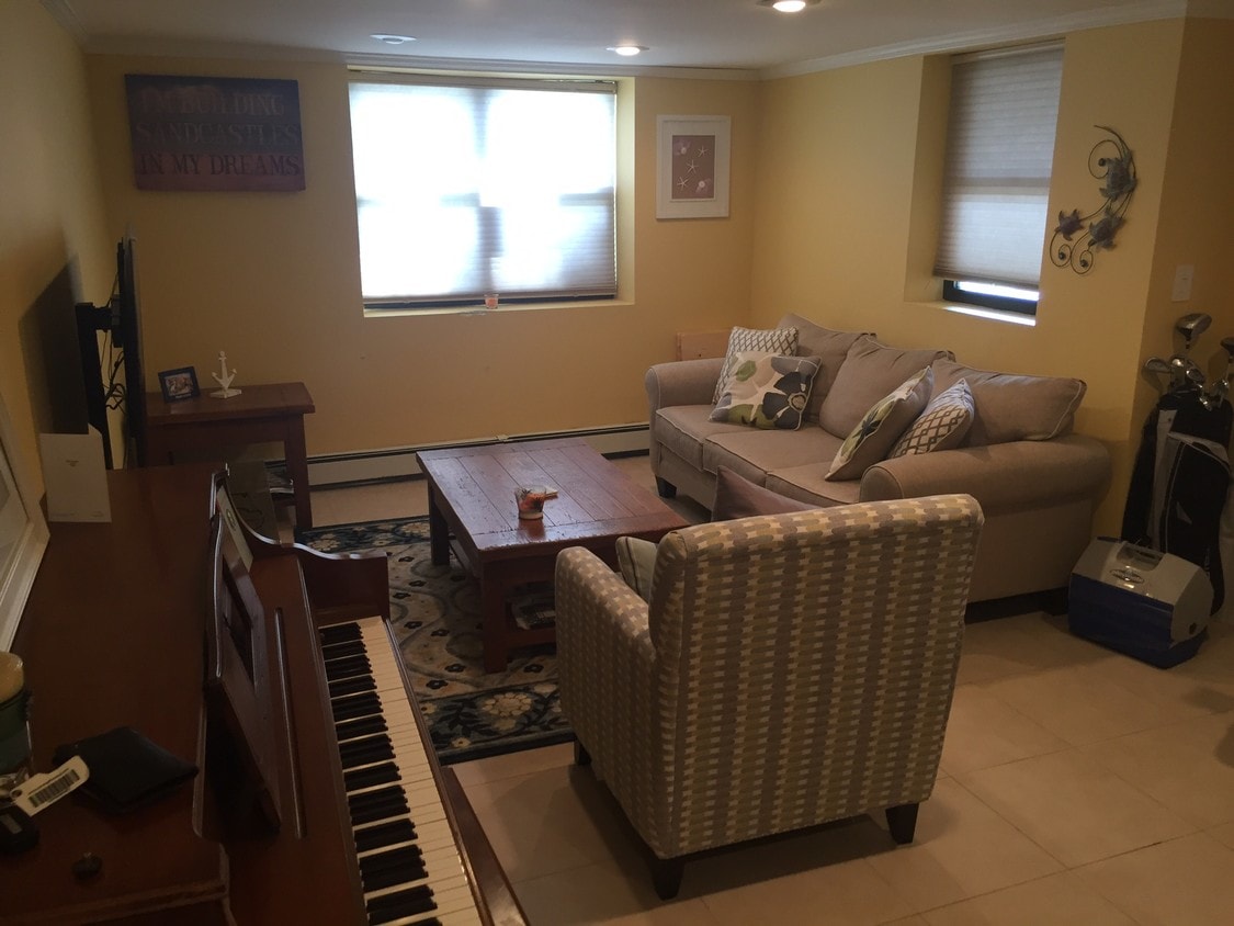 475 W Broadway, Long Beach, NY 11561 Condo for Rent in Long Beach, NY