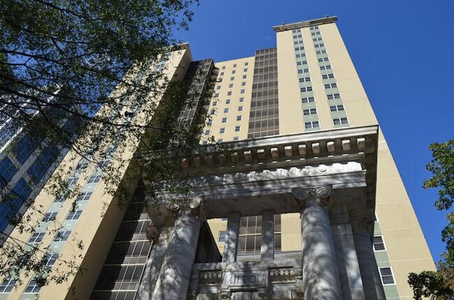 Foto del edificio - 300 Peachtree Rd NE