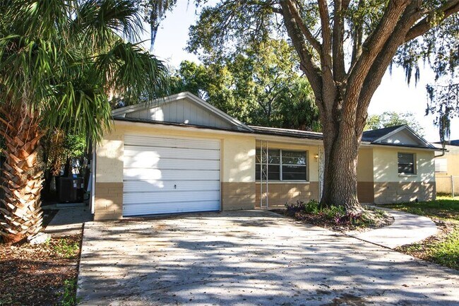 Building Photo - 7125 Fireside Dr